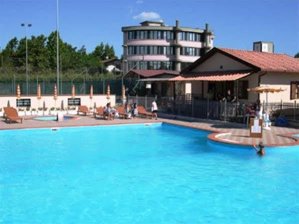 Happy Camping Village Белариа-Игеа Марина Екстериор снимка